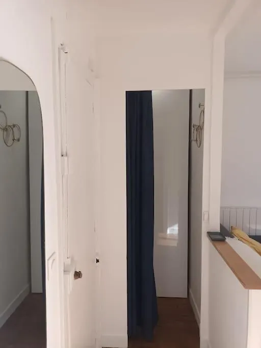 Tres Parisien Et Ensoleille Apartment 0*, Paris