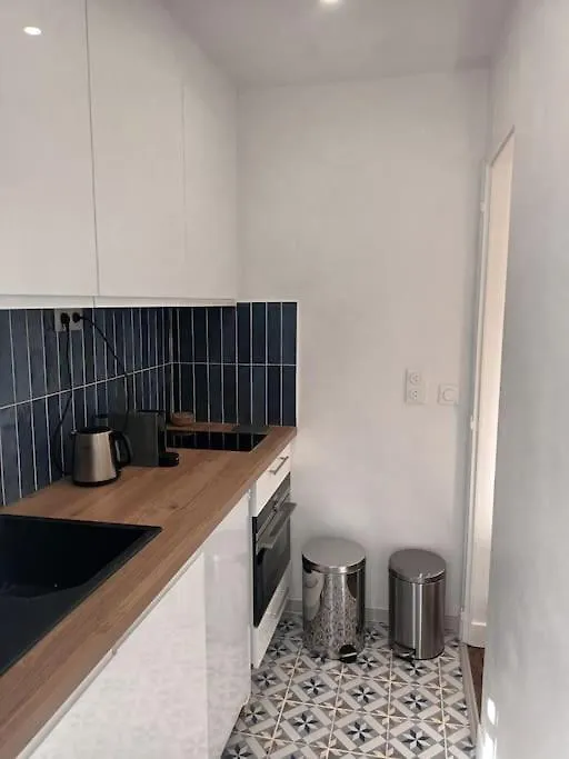 Tres Parisien Et Ensoleille Apartment